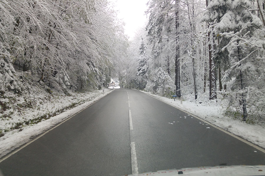 Verspätetes Winterwonderland im Frühling führt zur Verschiebung (Bild: vita club RM)