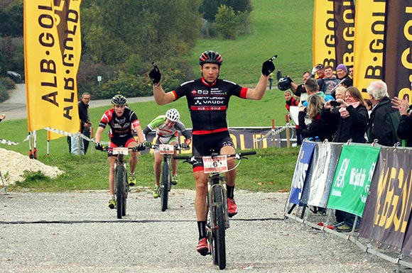 Sieger Markus Kaufmann - Team Centurion Vaude (Foto: albgold)