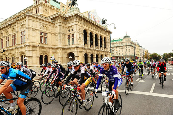 Italian Cycling Passion in the Heart of Vienna (Foto: Mideas/Gran Fondo Giro d’Italia)