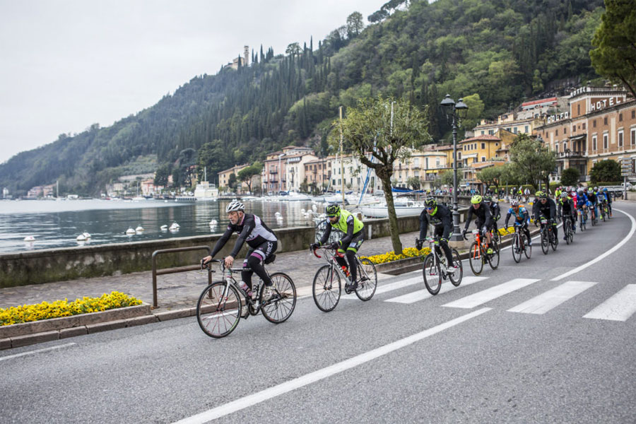 Granfondo Colnago mit zwei panoramareichen und wunderschönen Strecken am Gardasee (Bild: Colnago Cycling Festival)