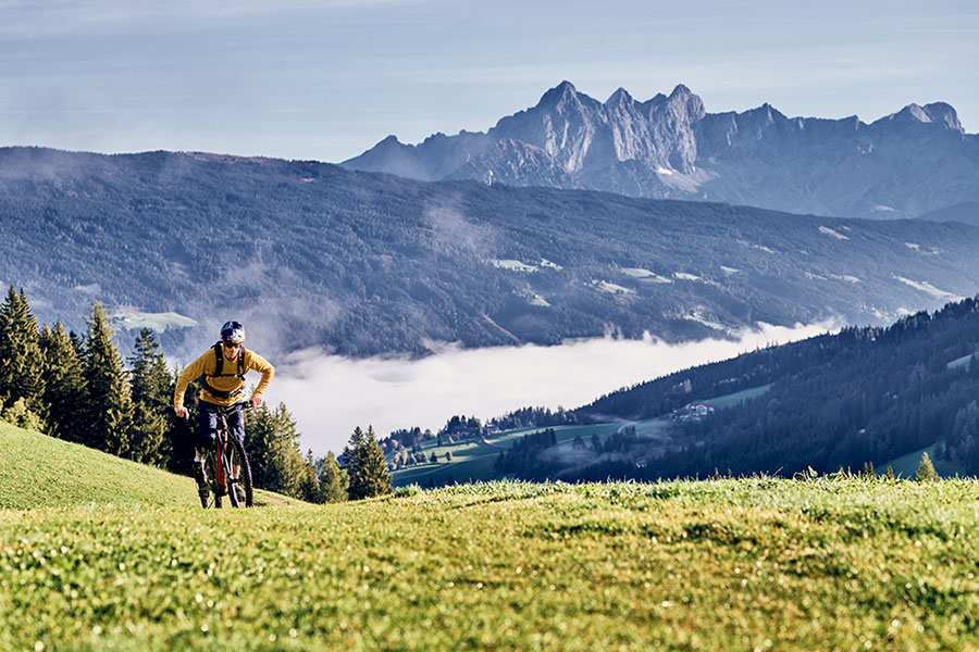 Auch MTB-Profi Tom Öhler hat das E-Bike längst als Trainingsgerät für sich entdeckt (Foto: Armin Walcher)