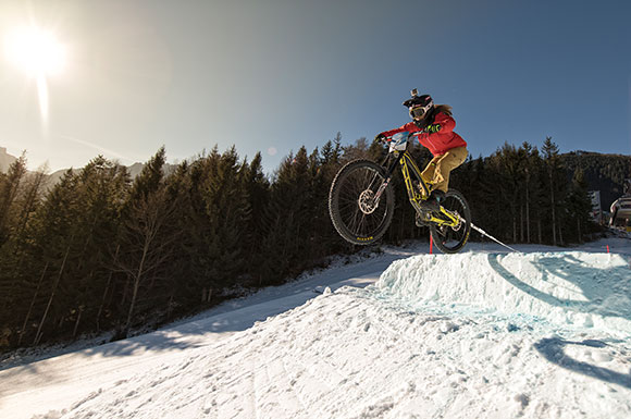 Downhill-Rennen auf Schnee beliebt wie noch nie (Foto: Hannes Berger)