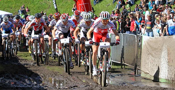 Die Zuschauer erwartet hochkarätiger Mountainbikesport (Foto: BMC Racing Cup)