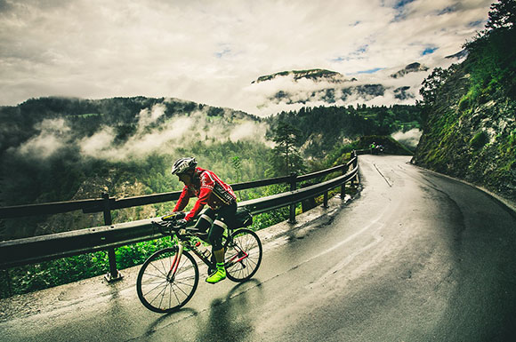 Non-Stop-Ultra-Radrennen entlang der Schweizer Landesgrenze (Bild: Lupi_Spuma)