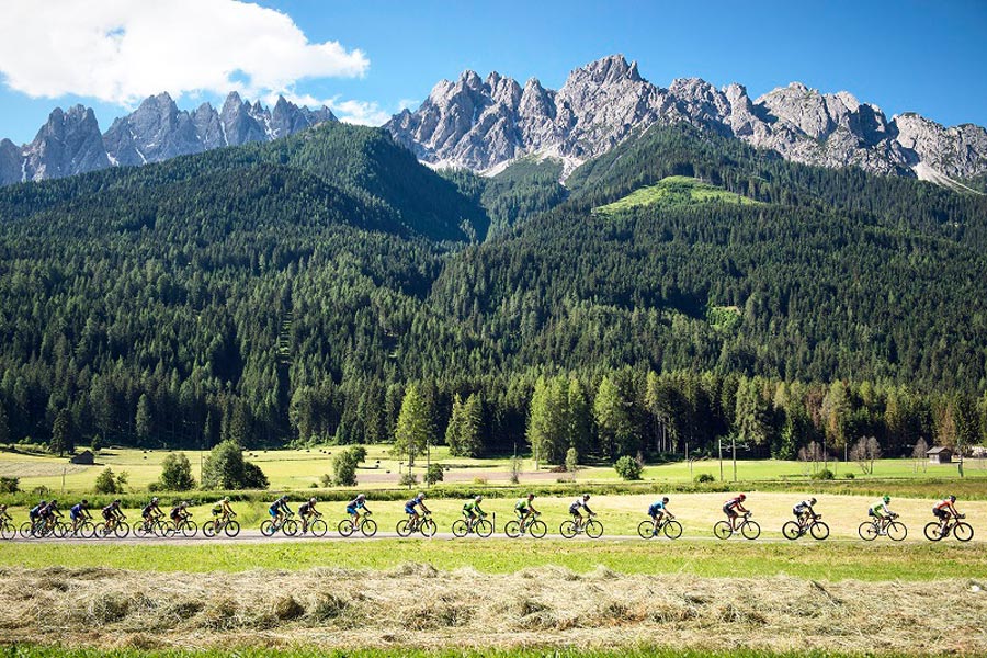 Die TOUR Transalp startet wieder vom 19. - 25. Juni 2022 (Fotos: TOUR Transalp)