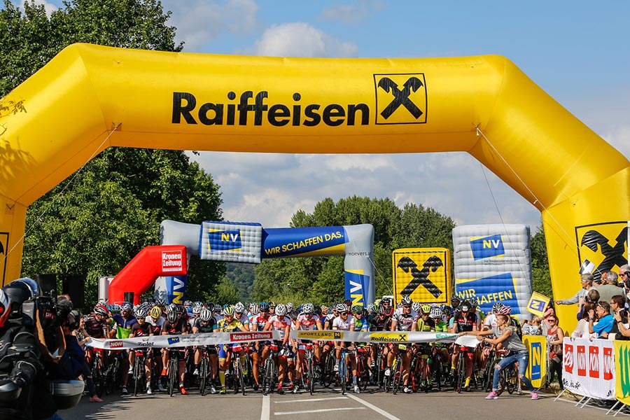 Start bei prächtigen Bedingungen in Mautern (Foto: Josef Salomon www.wachaufoto.at)